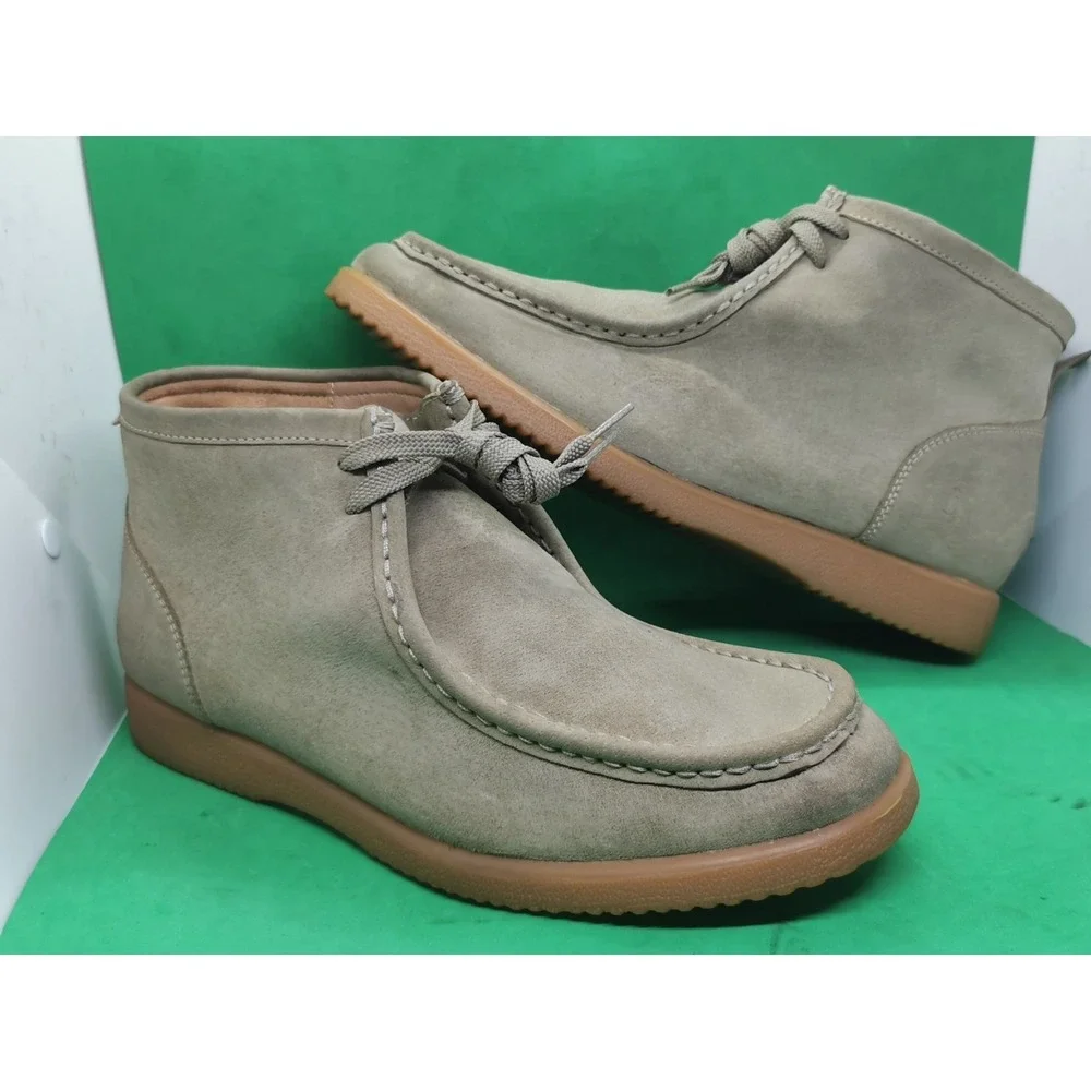 Hush Puppies Men's Bridgeport 2 Light Gray Suede Chukka Boots US Size 12 Wide